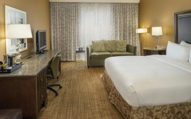 photo 3 of Hilton St. Louis Airport