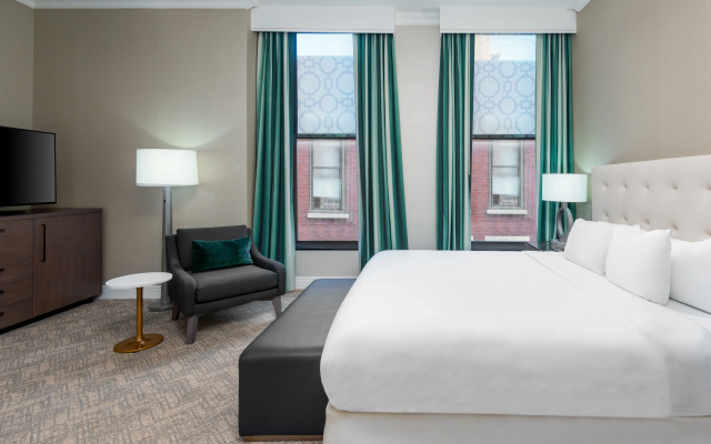 photo 4 of Hilton Pennywell St. Louis at the Arch