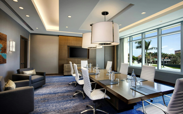 photo 3 of Hilton West Palm Beach