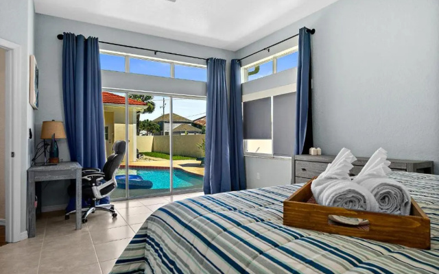 photo 5 of HIP 2 mstrs, pvt htd slt pool/SPA, 2min wlk beach