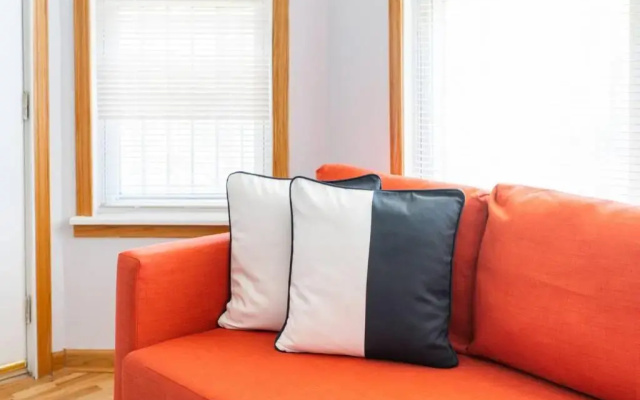 photo 2 of Hip and Trendy 2BR Apartment in Logan Square!