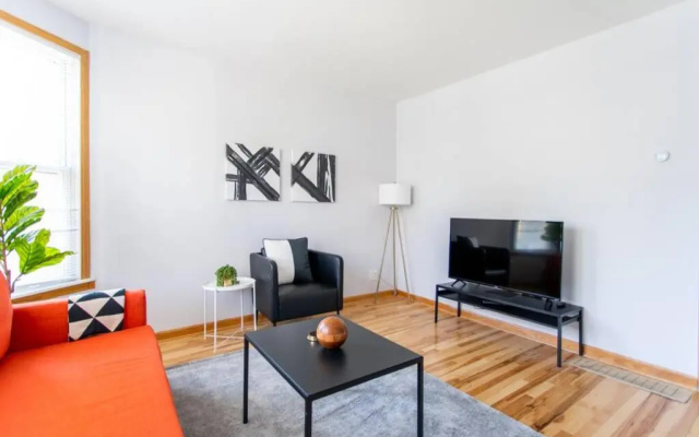 photo 4 of Hip and Trendy 2BR Apartment in Logan Square!