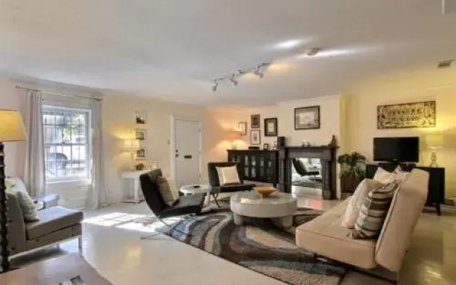 photo 2 of Hip Savannah Pad