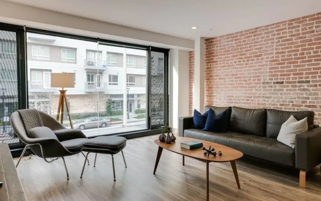 photo 3 of Hip & Urban Loft 1-Bedroom DTLA