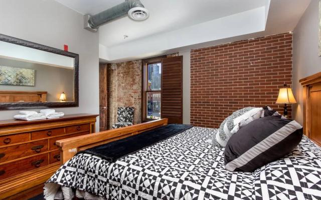 photo 2 of Historic 1Br Apartment In The Heart Of Denver