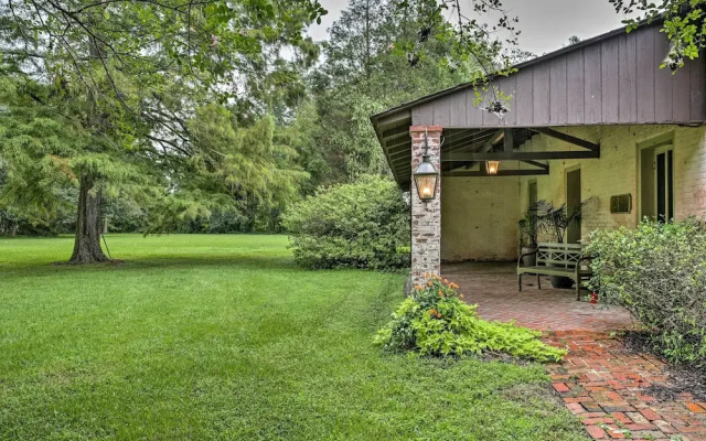 photo 4 of Historic Baton Rouge Vacation Rental: 6 Mi to Lsu!