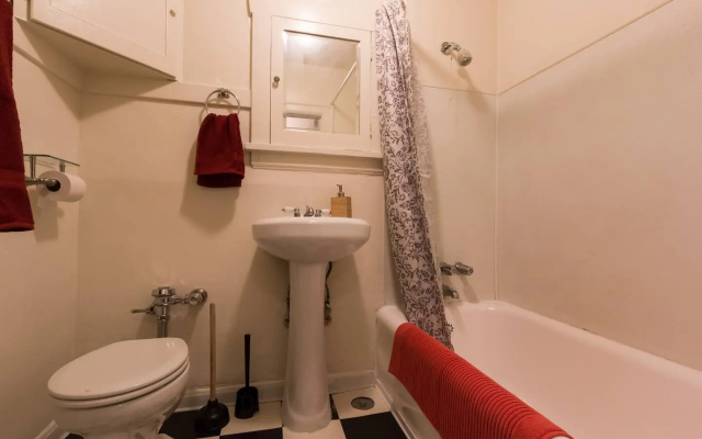 photo 5 of Historic Condo Downtown with great amenities!