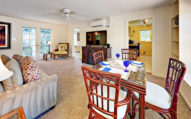 photo 4 of Historic El Cid Duplex 1 Bedroom 1 Bathroom Duplex