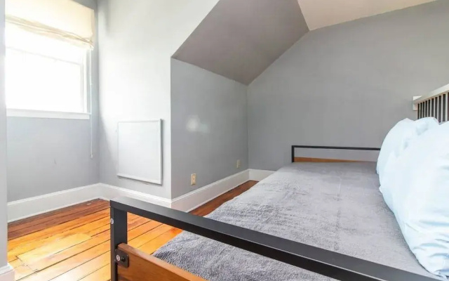 photo 4 of Historic Gem - City Center/patio/soak Tub