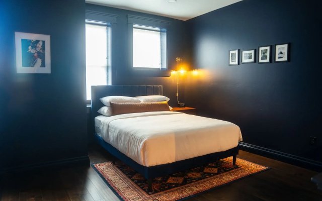 photo 5 of The Hotel Melrose