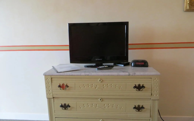 photo 3 of Hofsas House Hotel