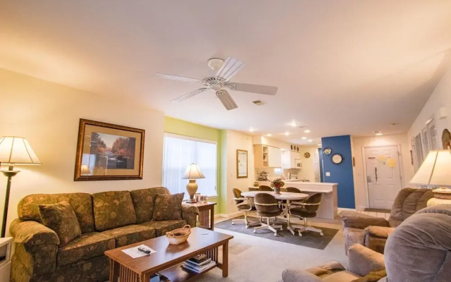 photo 5 of Holiday Hideaway by RedAwning