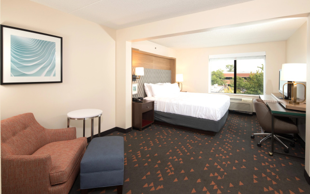 photo 4 of Holiday Inn & Suites Ann Arbor Univ Michigan Area by IHG