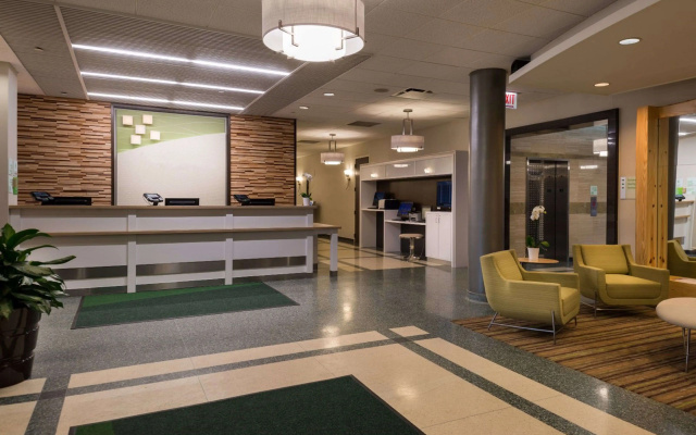 photo 2 of Sonesta Chicago O'Hare Airport Rosemont