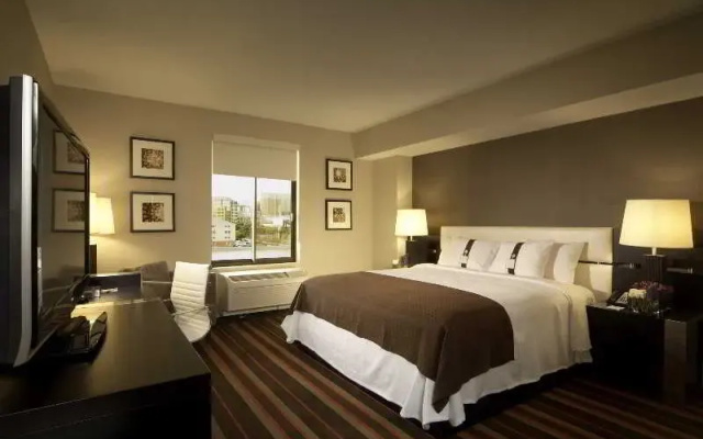 photo 5 of Holiday Inn