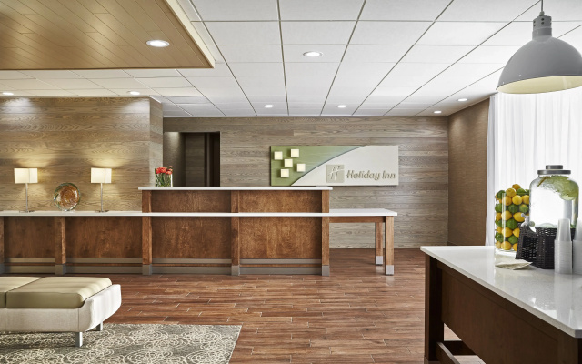 photo 2 of Holiday Inn Alexandria at Carlyle by IHG