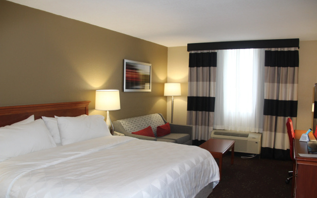 photo 3 of Holiday Inn Alexandria by IHG