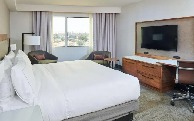 photo 3 of DoubleTree by Hilton Fullerton