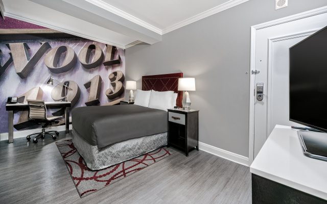 photo 3 of Hotel Indigo Dallas Downtown by IHG