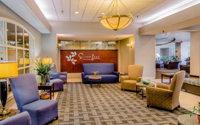 photo 2 of Holiday Inn Arlington at Ballston