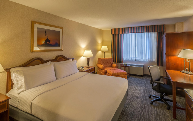 photo 4 of Holiday Inn Arlington at Ballston
