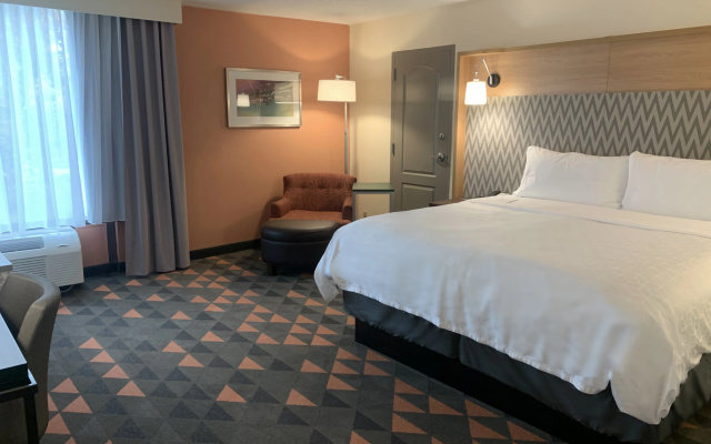 photo 5 of Holiday Inn Asheville Biltmore by IHG