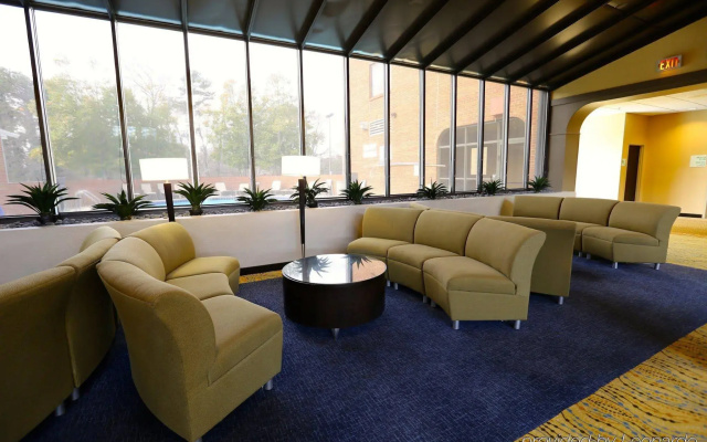 photo 4 of DoubleTree by Hilton Atlanta Perimeter Dunwoody
