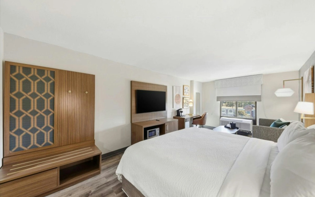photo 5 of Holiday Inn Atlanta-Northlake by IHG