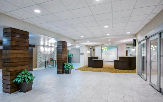 photo 2 of Kozy Hotel Dallas DFW Airport Area West
