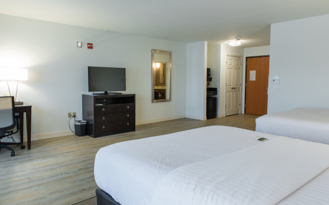 photo 5 of Holiday Inn Bloomington-Airport by IHG