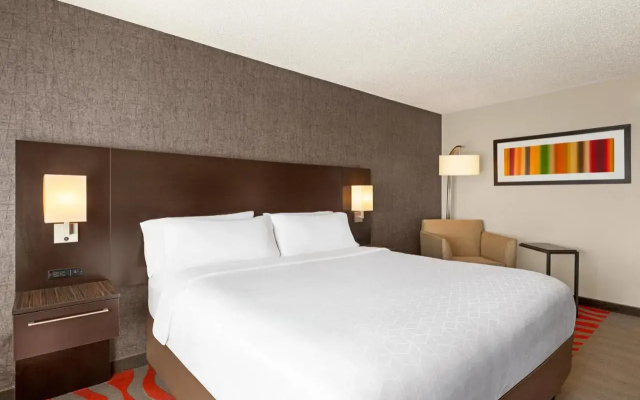 photo 4 of Holiday Inn Boston - Cambridge Area by IHG