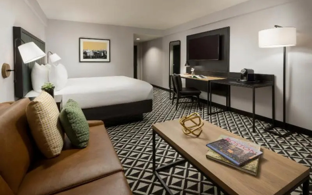 photo 3 of Holiday Inn Brookline