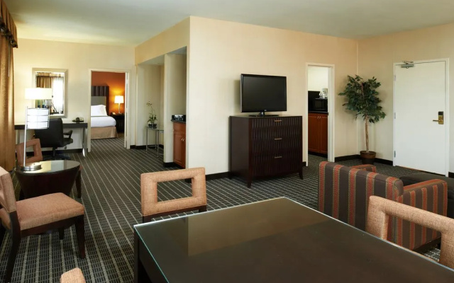 photo 4 of Holiday Inn Buena Park