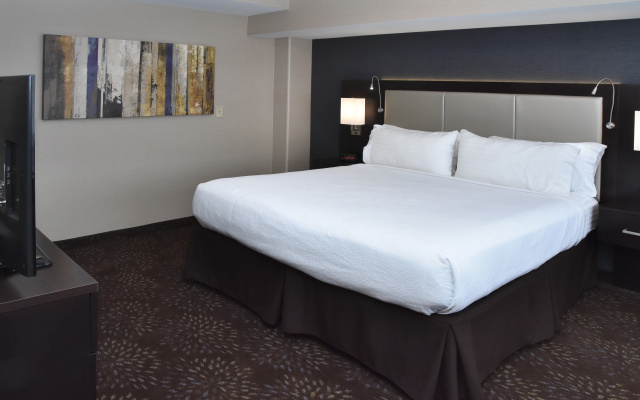 photo 5 of Holiday Inn Canton (Belden Village) by IHG