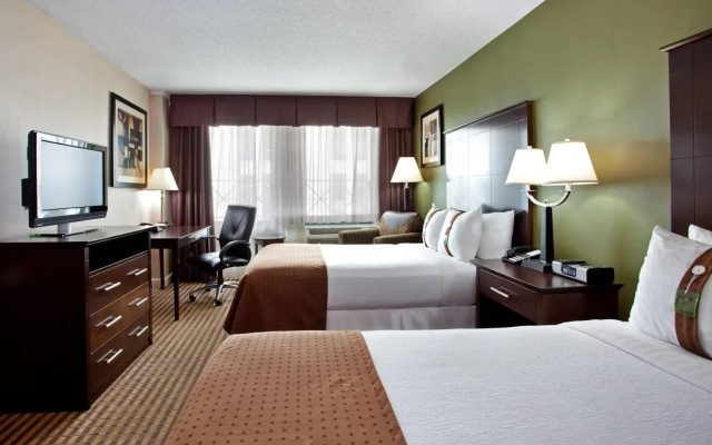 photo 3 of DoubleTree by Hilton Charlotte City Center