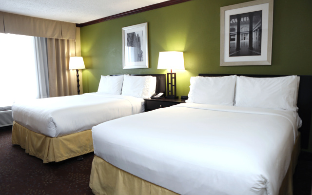 photo 5 of Holiday Inn Chicago Oakbrook by IHG