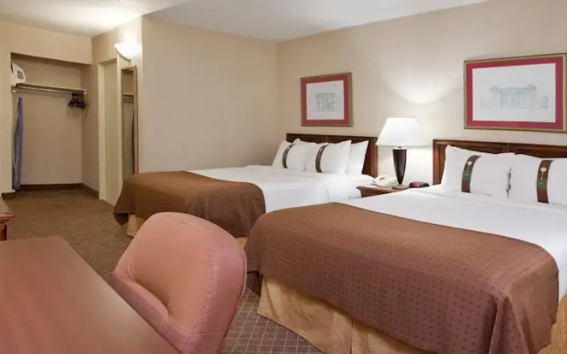 photo 2 of Holiday Inn Cincinnati - I-275 North