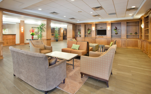 photo 2 of Holiday Inn Country Club Plaza