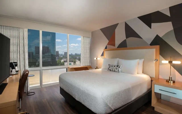photo 4 of The Beeman Hotel