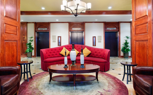 photo 2 of Holiday Inn Express Dallas Medical-Market Center by IHG