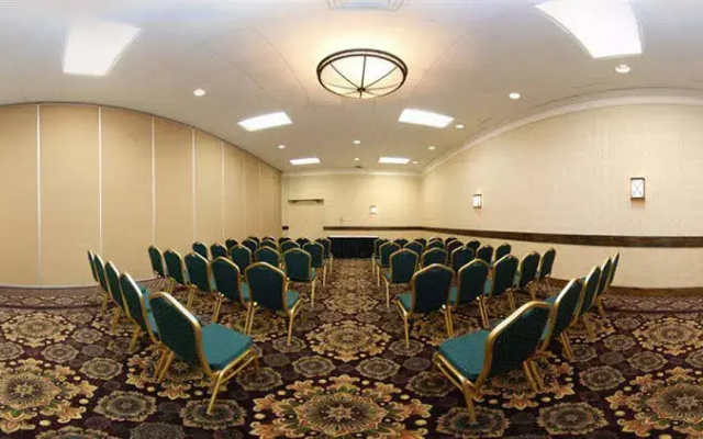 photo 3 of Radisson Dallas-Love Field