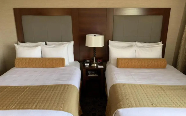 photo 4 of Radisson Hotel Southfield-Detroit