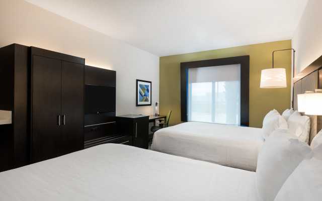 photo 4 of Holiday Inn Express & Suites Florence I-95 & I-20 Civic Ctr by IHG
