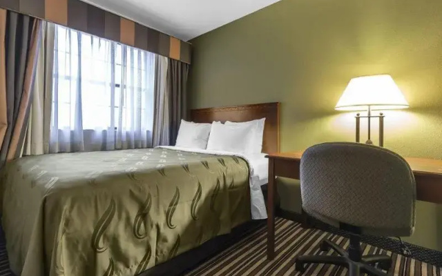 photo 4 of Holiday Inn Exp Reg Hosp And Med Ctr