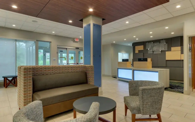 photo 2 of Holiday Inn Express Saugerties Hudson Valley