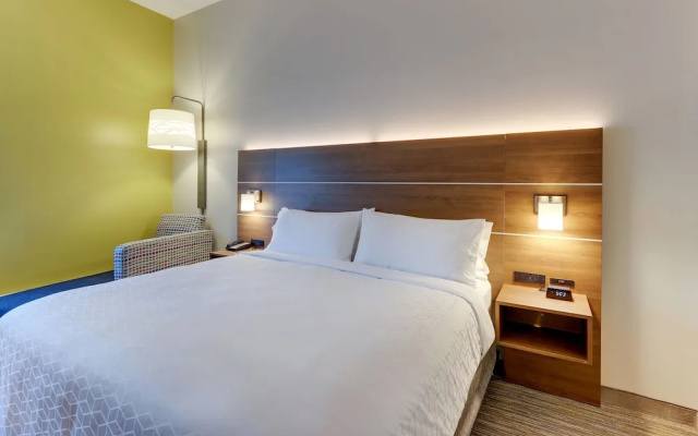 photo 4 of Holiday Inn Express Saugerties Hudson Valley
