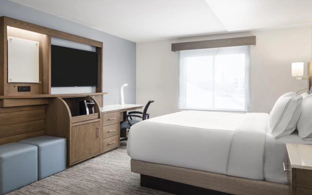 photo 5 of EVEN Hotel Ann Arbor S - University Area by IHG