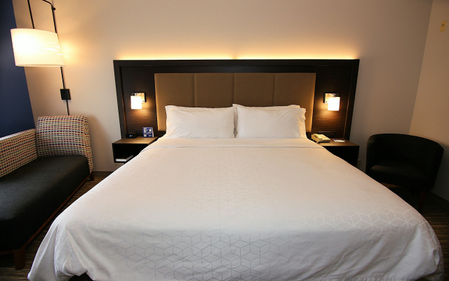 photo 3 of Holiday Inn Express & Suites Ashland by IHG
