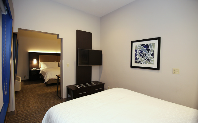 photo 5 of Holiday Inn Express & Suites Ashland by IHG