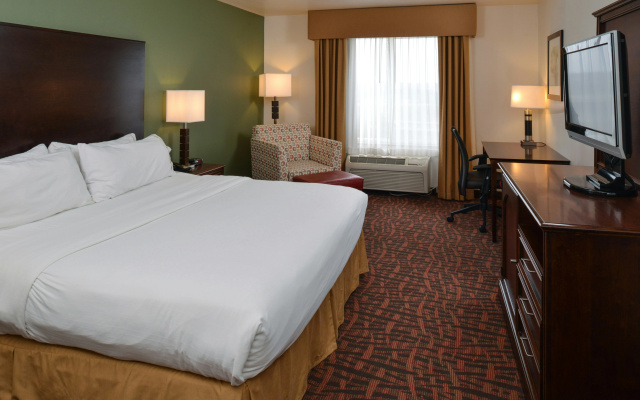 photo 4 of Holiday Inn Express & Suites Cherry by IHG